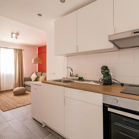 Ohana House In Center * Коральео